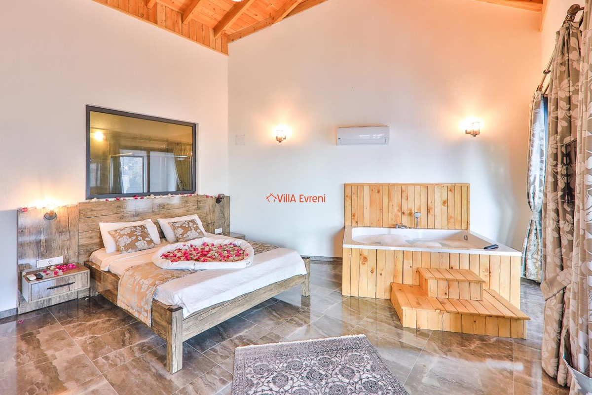 VillA Myra İslamlar